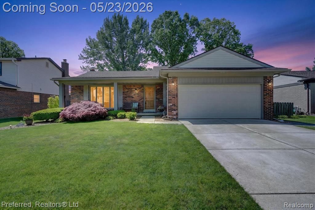 44181 Cranberry Drive, Canton, MI 48187 Main Photo