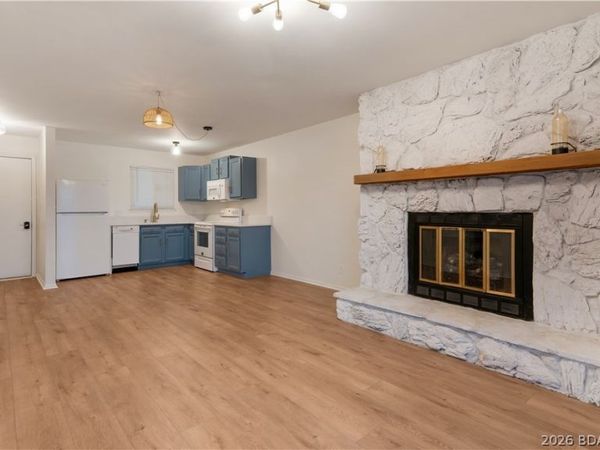 5499 Three Seasons Road , Unit E12, Osage Beach, MO 65065