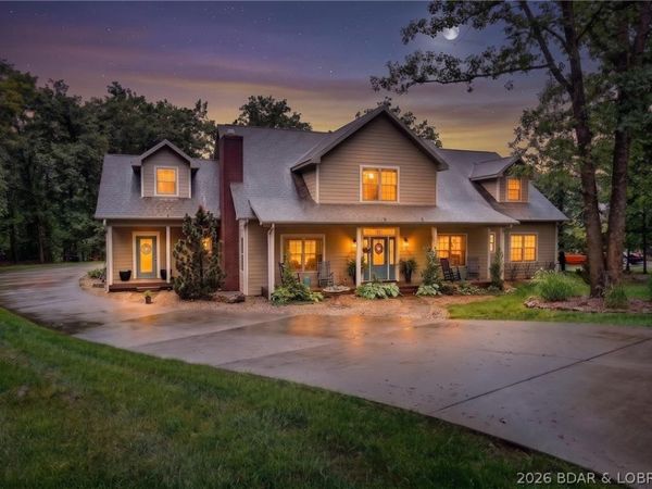 40 Eastwood Court, Villages, MO 65079