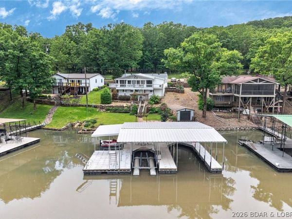 1553 Skywater Road, Gravois Mills, MO 65037