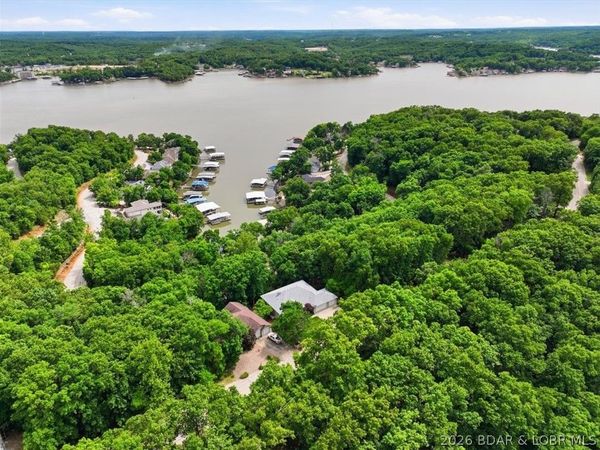 98 Keywest Lane, Four Seasons, MO 65049