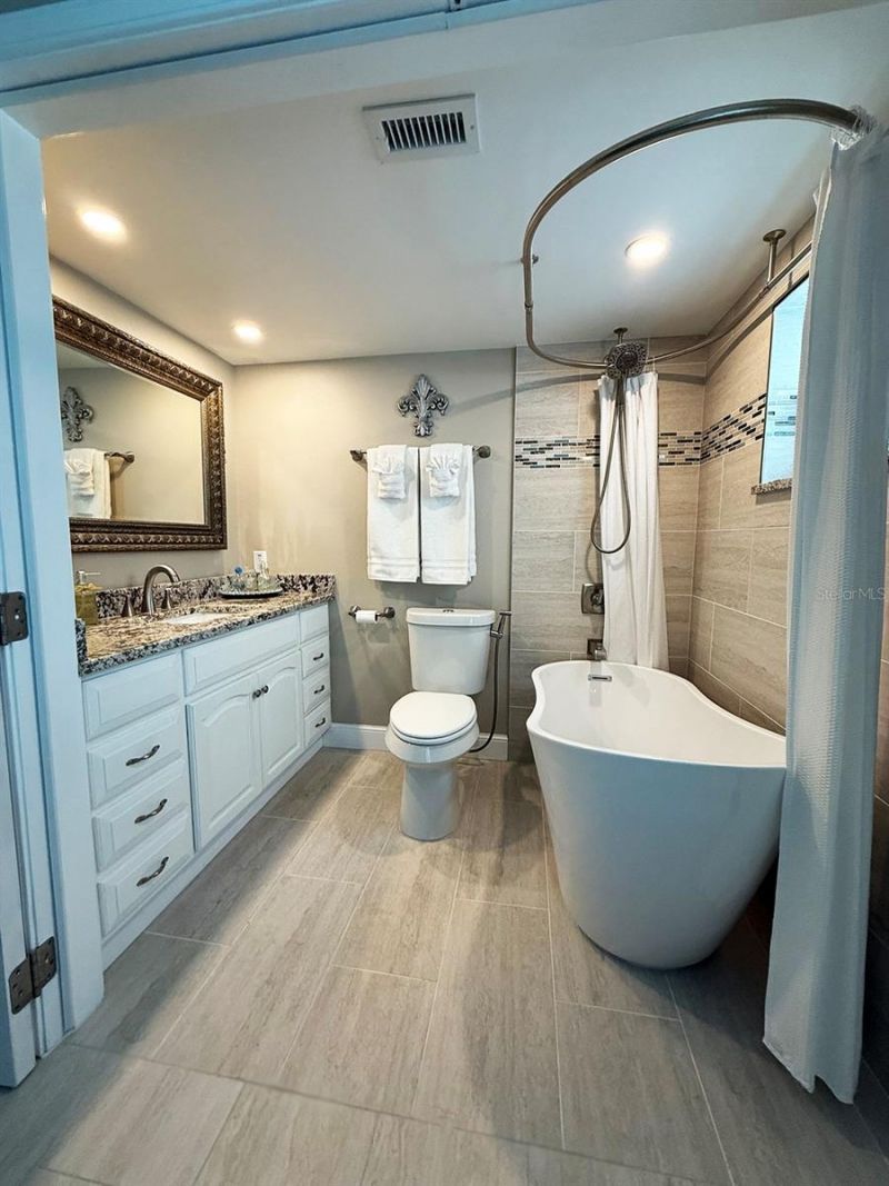 4455 Duhme Road, Unit 103, Saint Petersburg, FL 33708 Photo