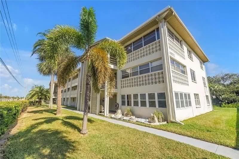 4455 Duhme Road, Unit 103, Saint Petersburg, FL 33708 Photo