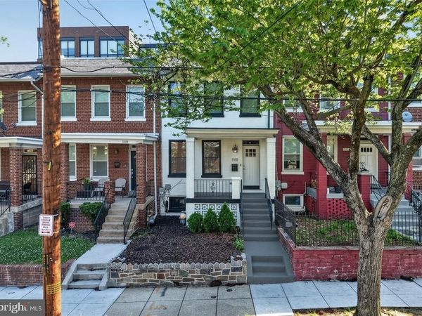 1118 CHICAGO STREET SE, WASHINGTON, DC 20020
