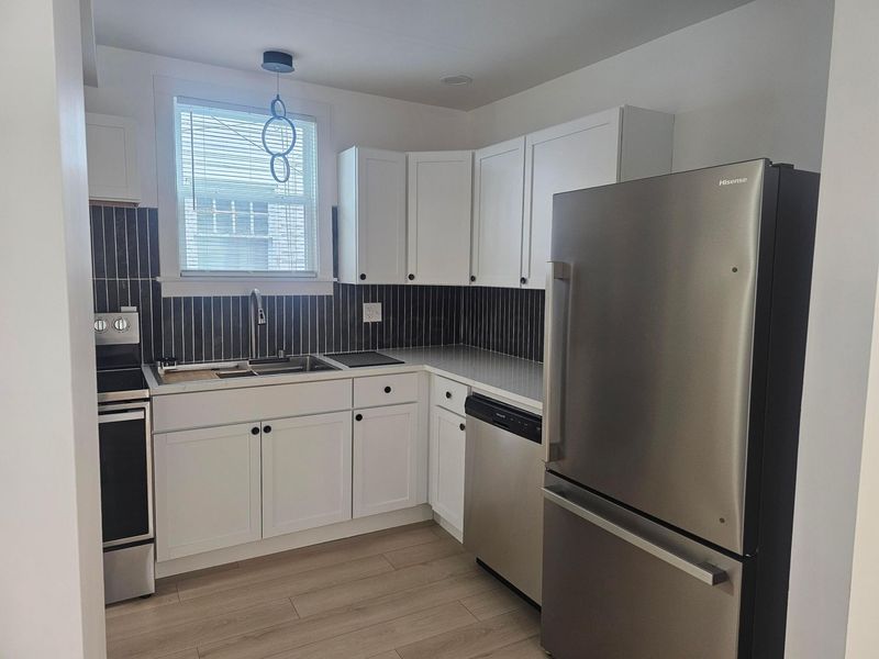 1472 E 25th Avenue , Columbus, OH 43211 Photo 11