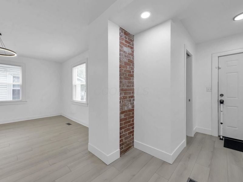 1472 E 25th Avenue, Columbus, OH 43211 Photo 12