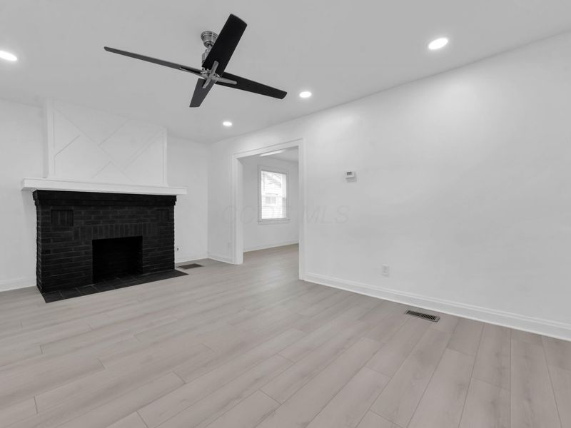 1472 E 25th Avenue, Columbus, OH 43211 Photo 7