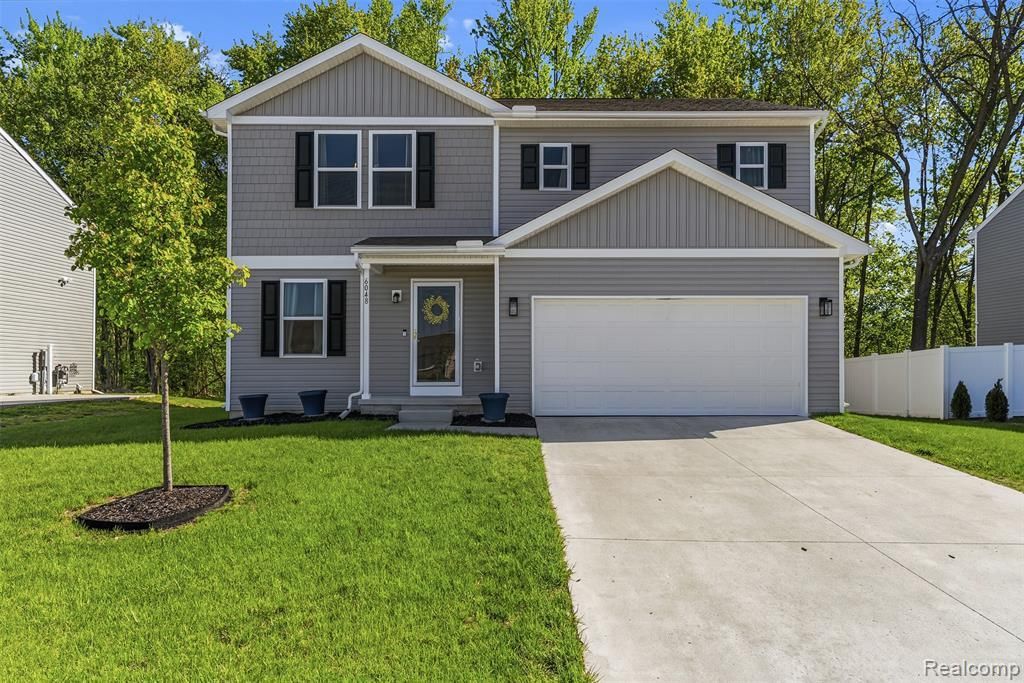 6048 Burton Estates Drive, Burton, MI 48519 Main Photo