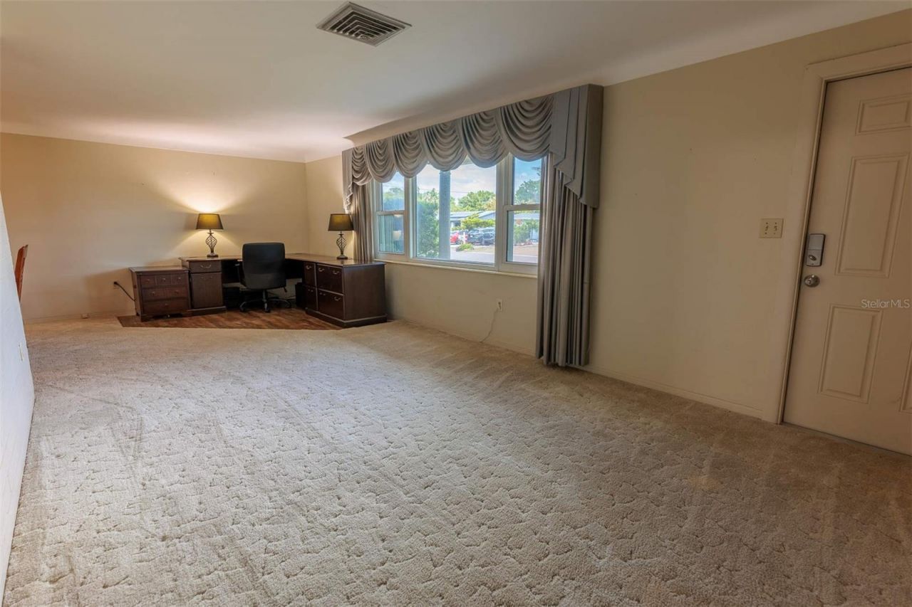 4334 61st Lane N, Kenneth City, FL 33709 Photo