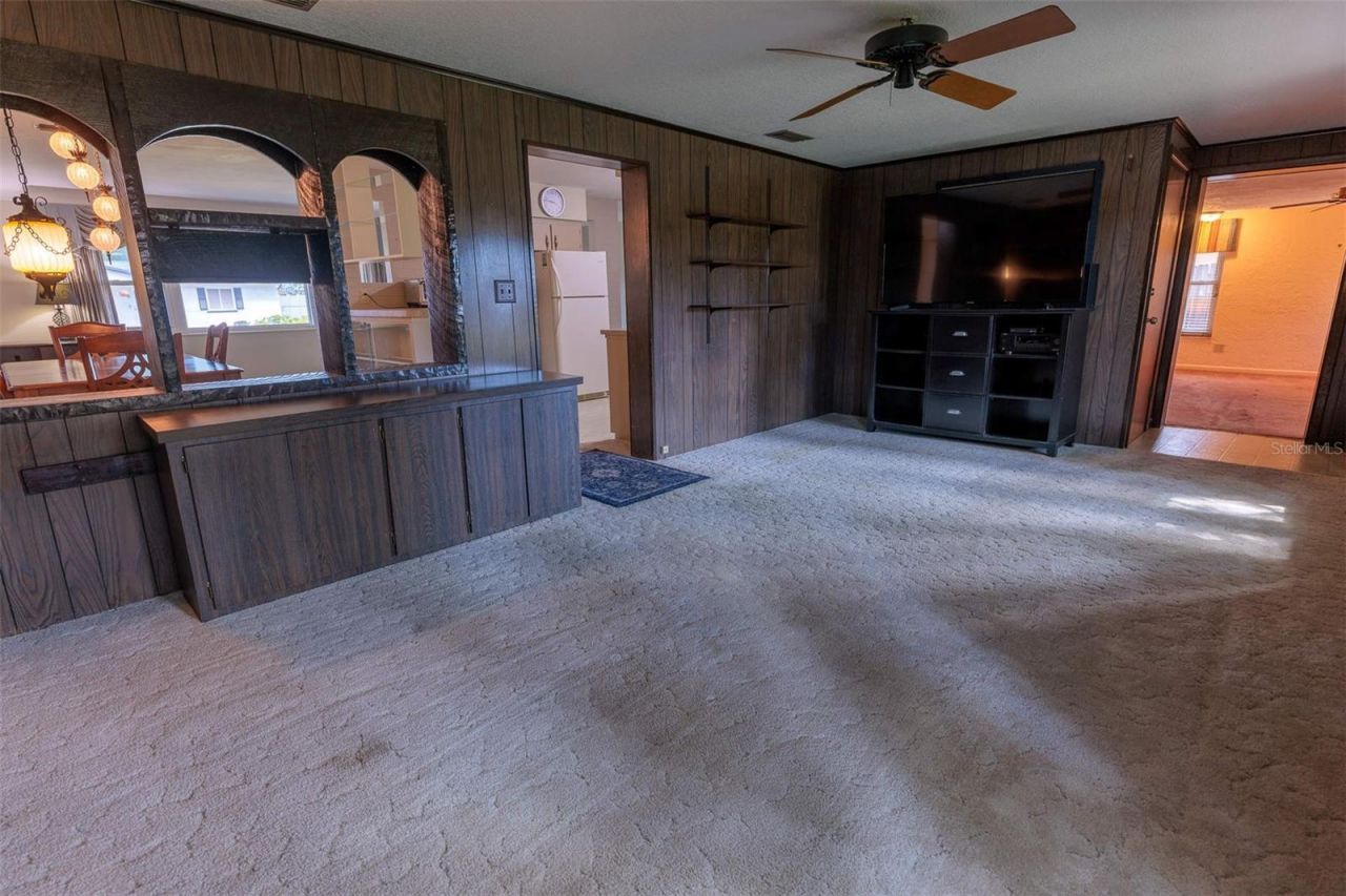 4334 61st Lane N, Kenneth City, FL 33709 Photo