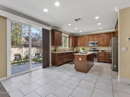 10825 Pebble Hill Drive, Reno, NV 89521 Photo