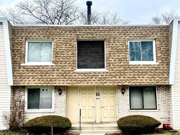 2840 Mitchell Drive , Unit 4, Woodridge, IL 60517