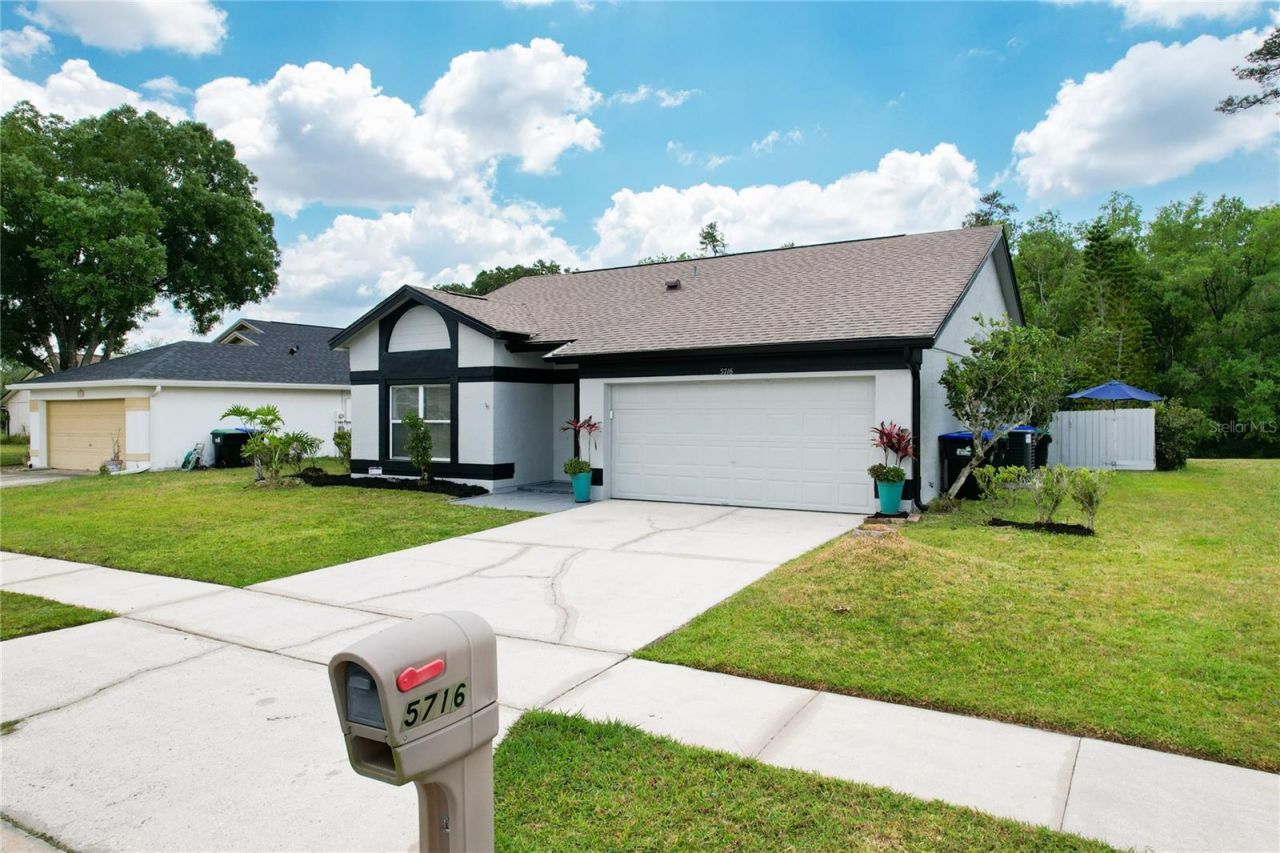 5716 Delano Lane, Orlando, FL 32821 Photo