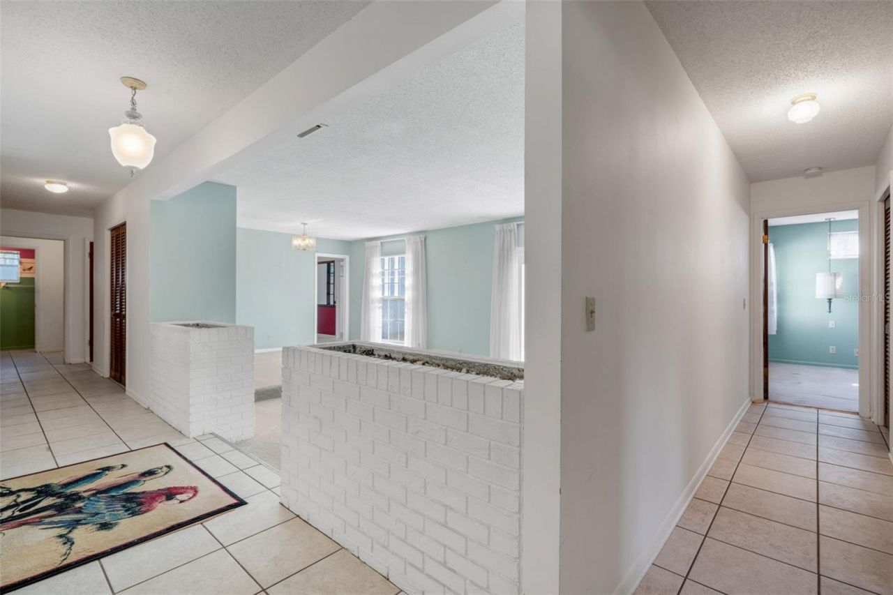 12712 Sebring Boulevard, Tampa, FL 33618 Photo