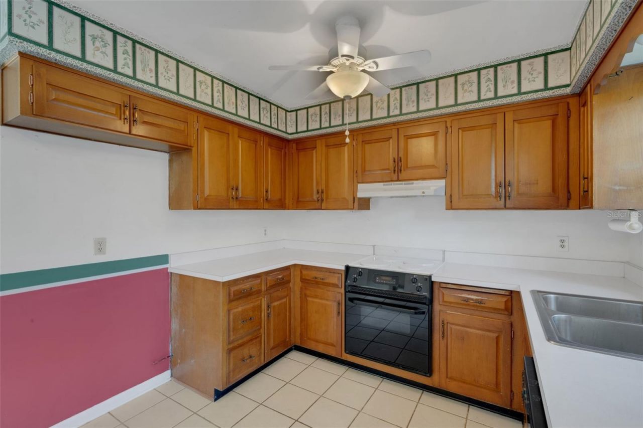 12712 Sebring Boulevard, Tampa, FL 33618 Photo