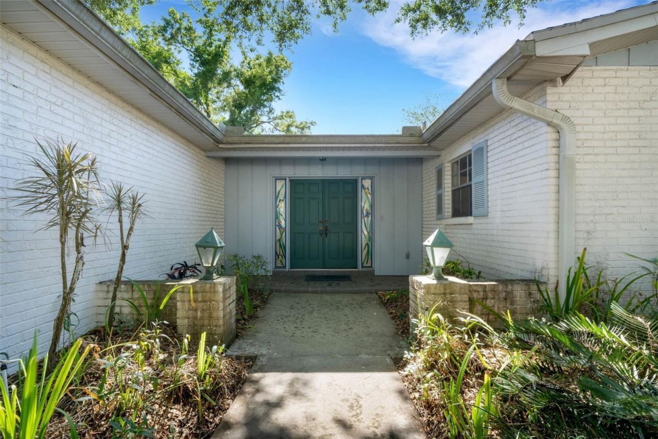 12712 Sebring Boulevard, Tampa, FL 33618 Photo