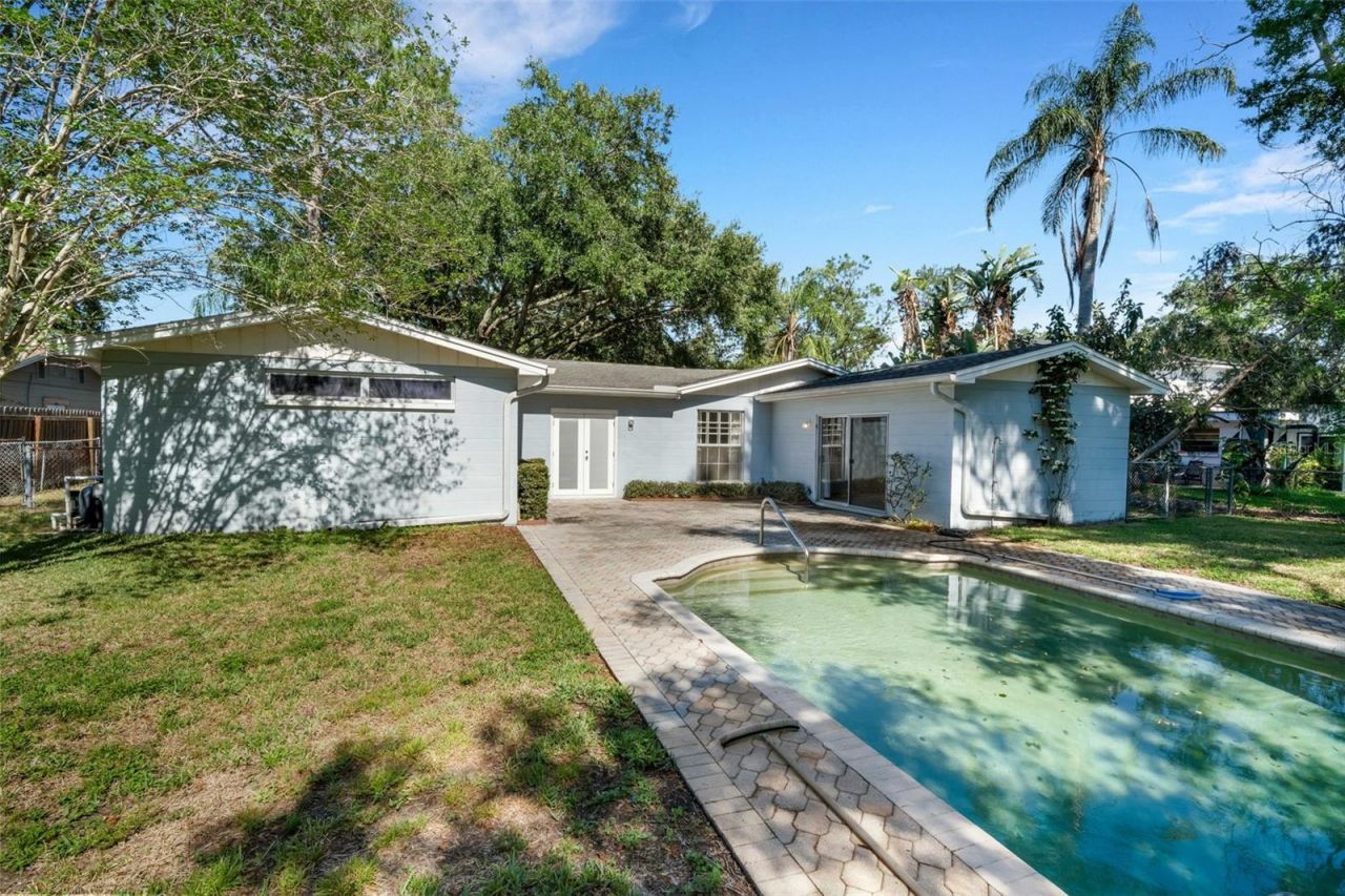 12712 Sebring Boulevard, Tampa, FL 33618 Photo