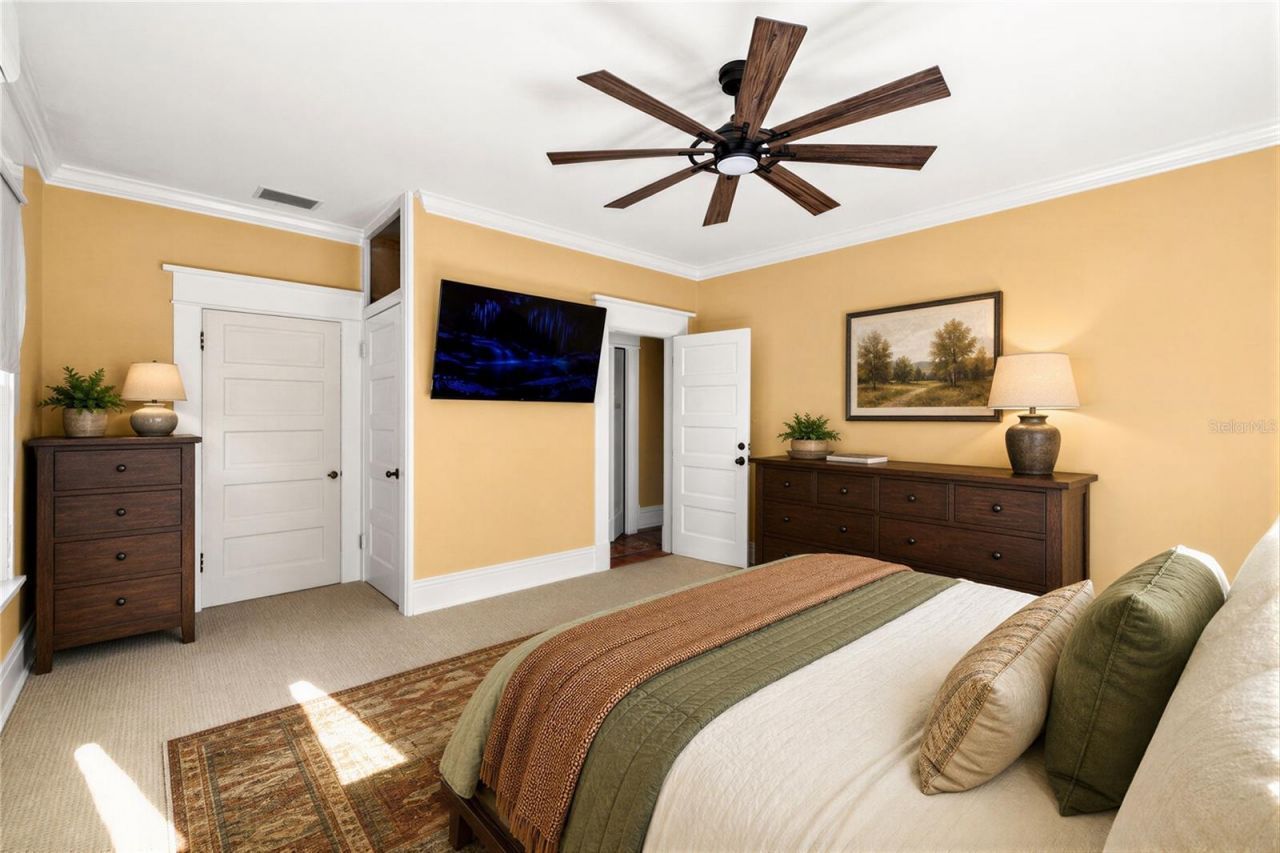5202 N Seminole Avenue, Tampa, FL 33603 Photo