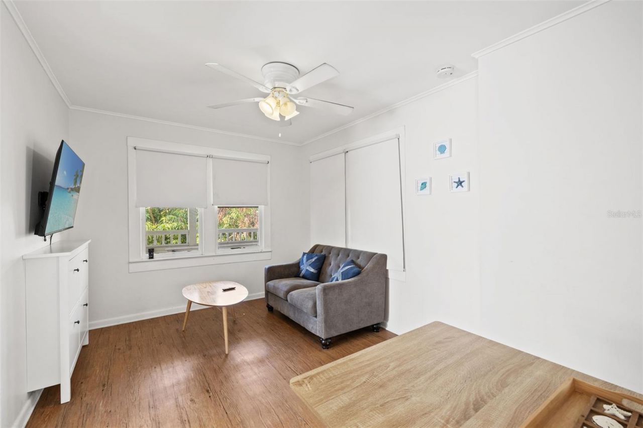 5202 N Seminole Avenue, Tampa, FL 33603 Photo