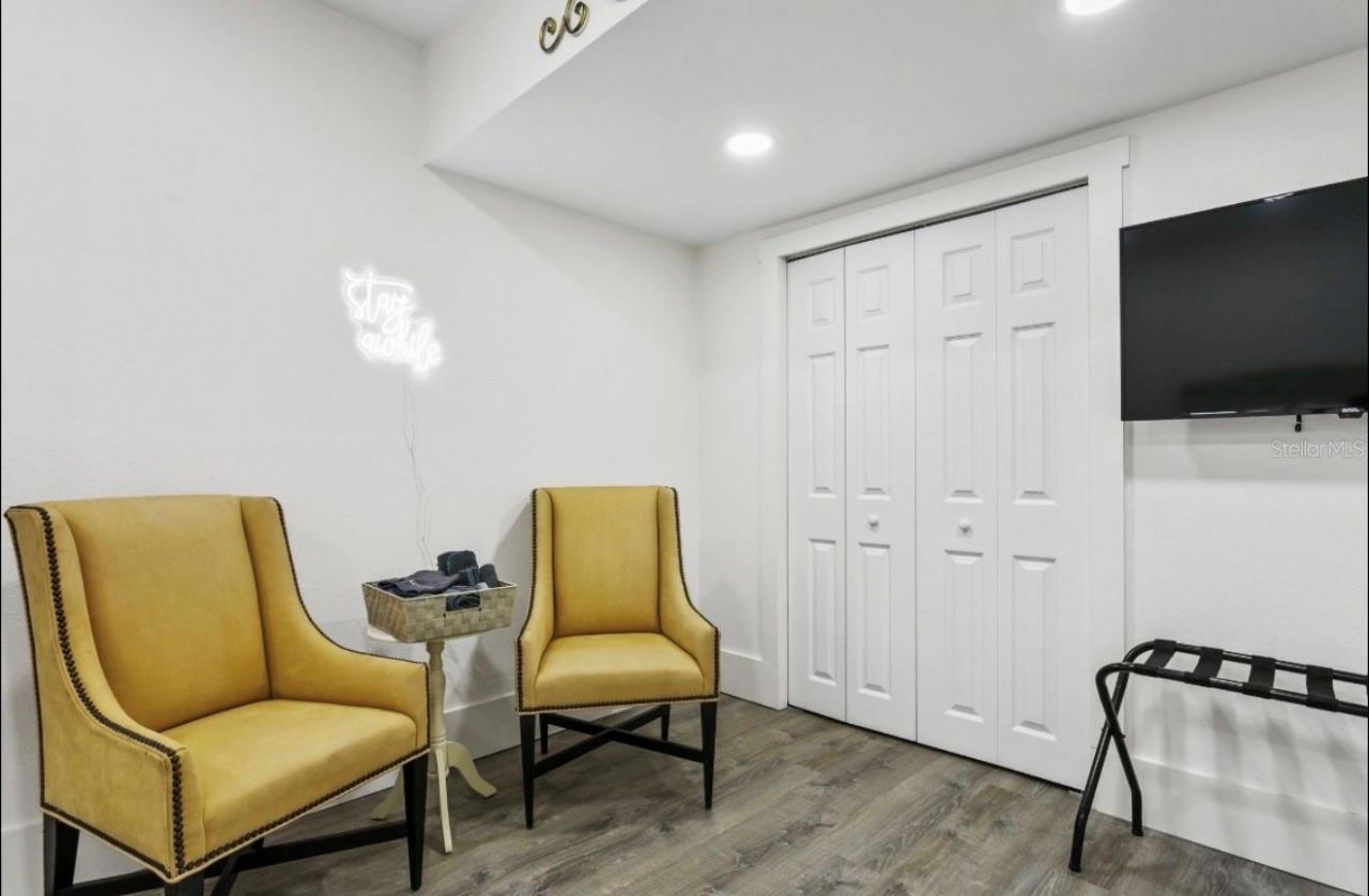 5202 N Seminole Avenue, Tampa, FL 33603 Photo