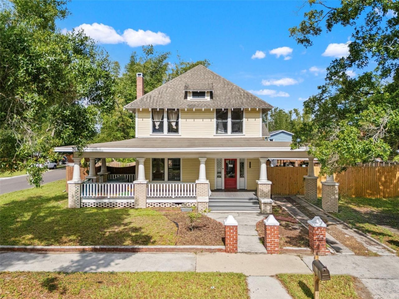 5202 N Seminole Avenue, Tampa, FL 33603 Photo