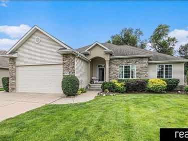 20779 hemlock Street , Elkhorn, NE 68022