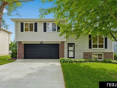 15303 Spencer Street, Omaha, NE 68116
