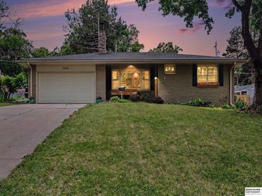 4615 Bryson Street , Lincoln, NE 68510