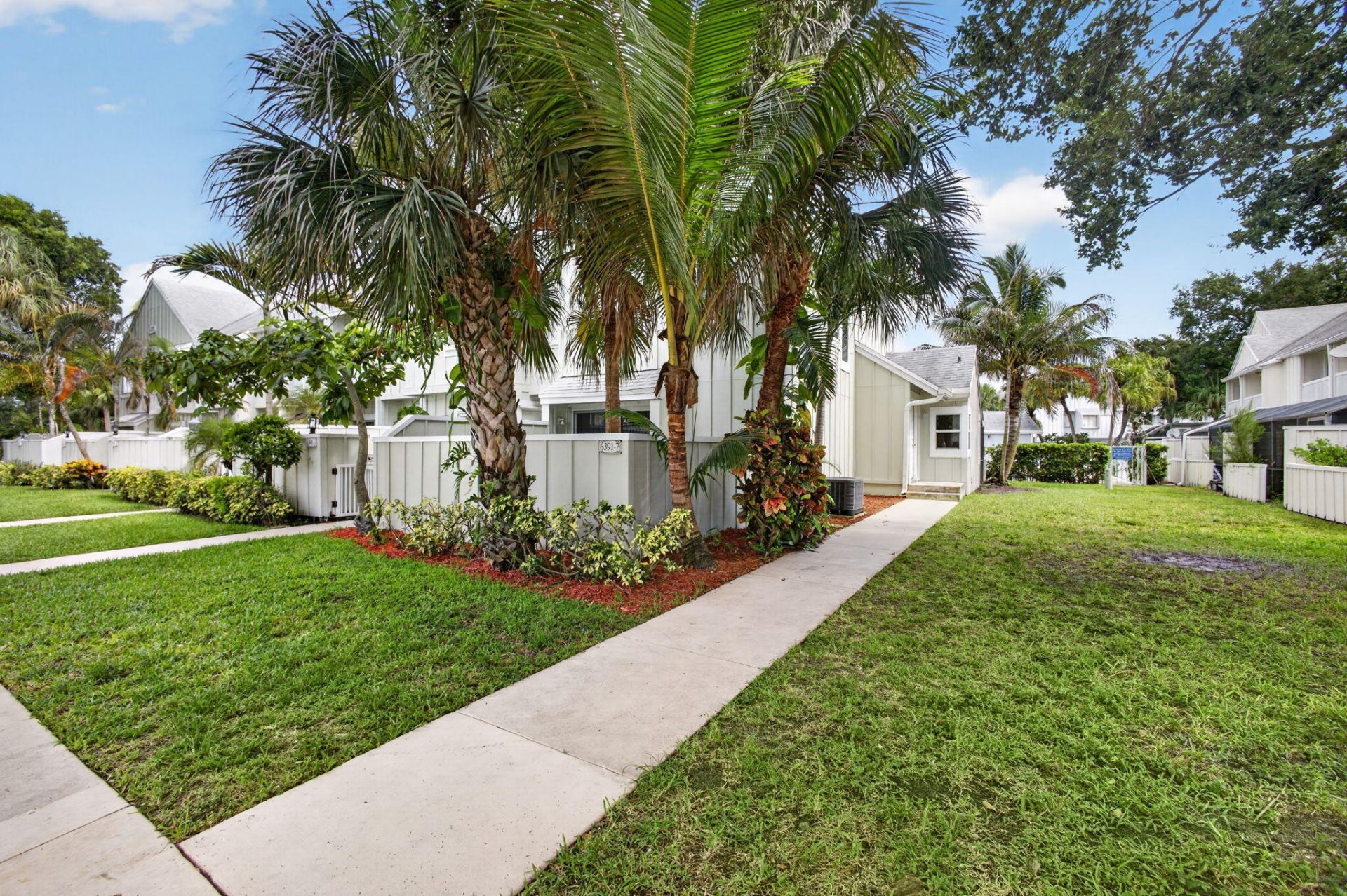 6391 Riverwalk Lane, Unit 7, Jupiter, FL 33458 Photo