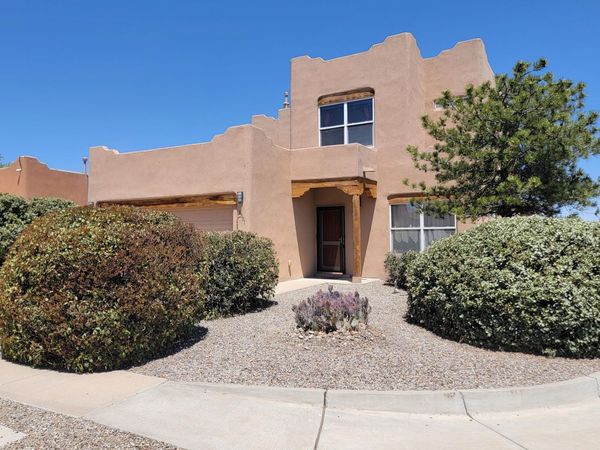 8301 Mandarin Place NW, Albuquerque, NM 87120