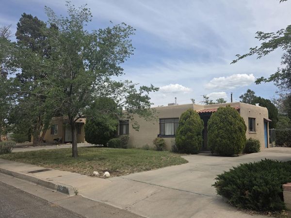 316 General Bradley Street NE, Albuquerque, NM 87123