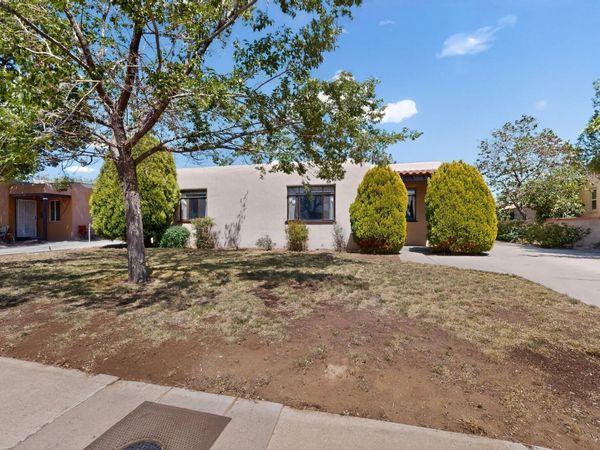 316 General Bradley Street NE, Albuquerque, NM 87123