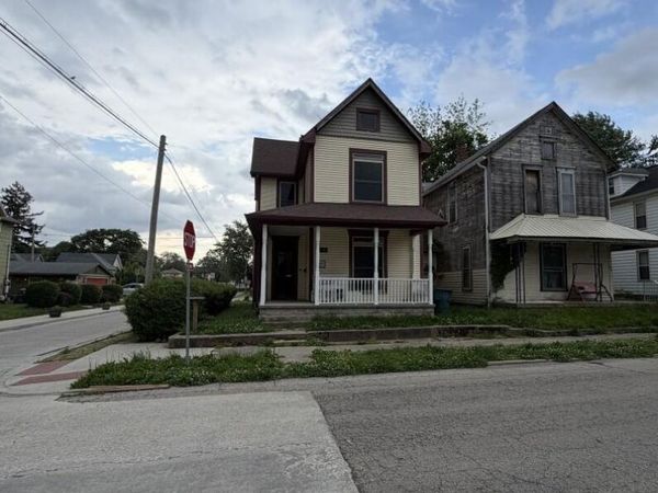 236 N Vine Street , Muncie, IN 47305