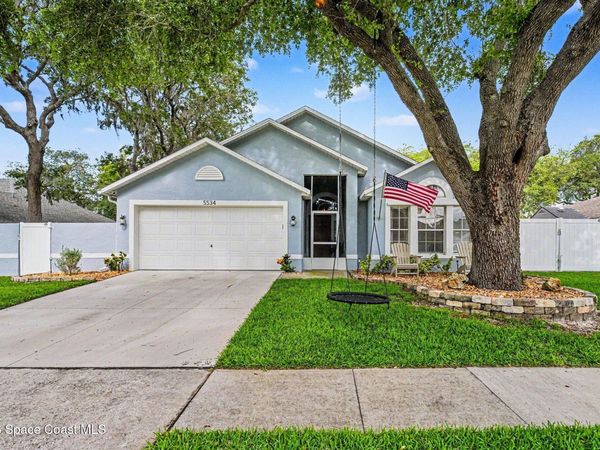 5534 Oak Hollow Drive , Titusville, FL 32780