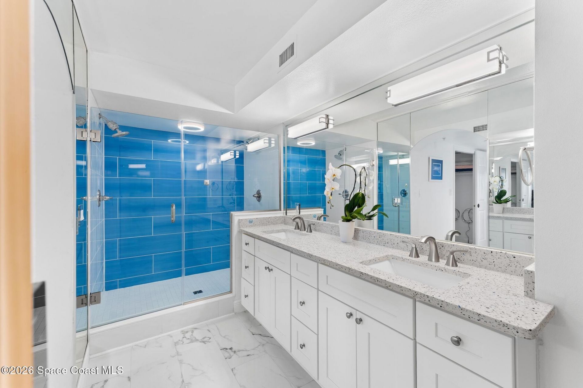 443 Johnson Avenue, Unit 402, Cape Canaveral, FL 32920 Photo