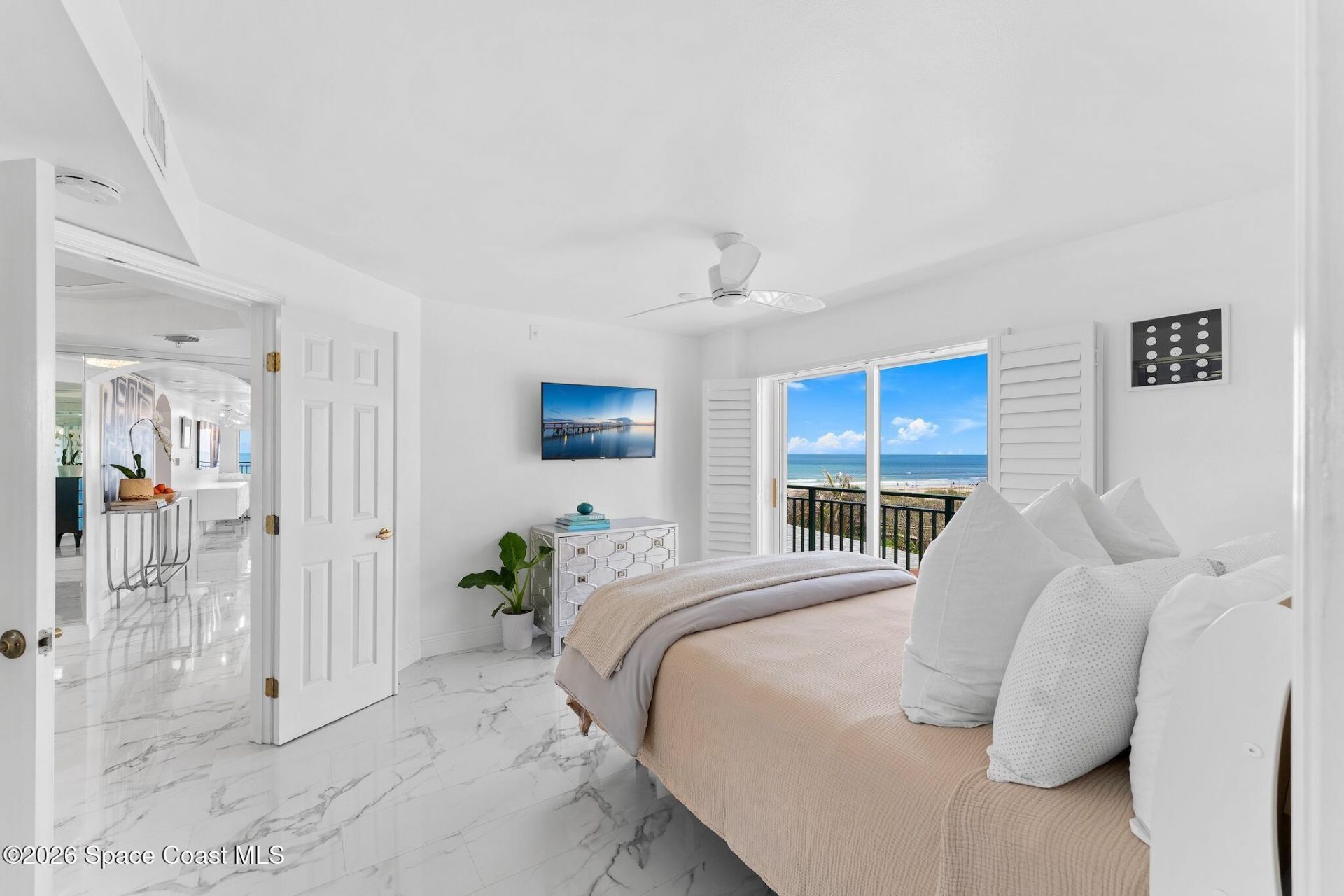 443 Johnson Avenue, Unit 402, Cape Canaveral, FL 32920 Photo