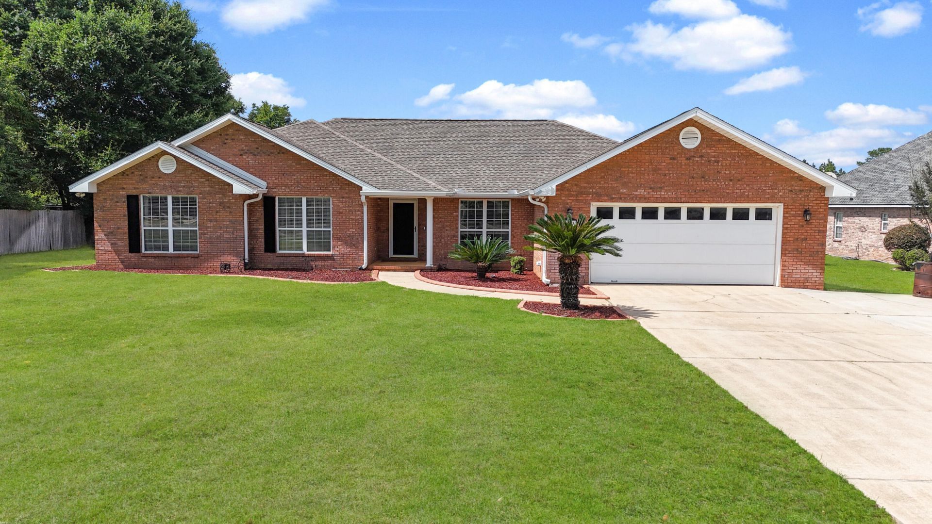 3003 Colonial Circle, Crestview, FL 32536 Main Photo