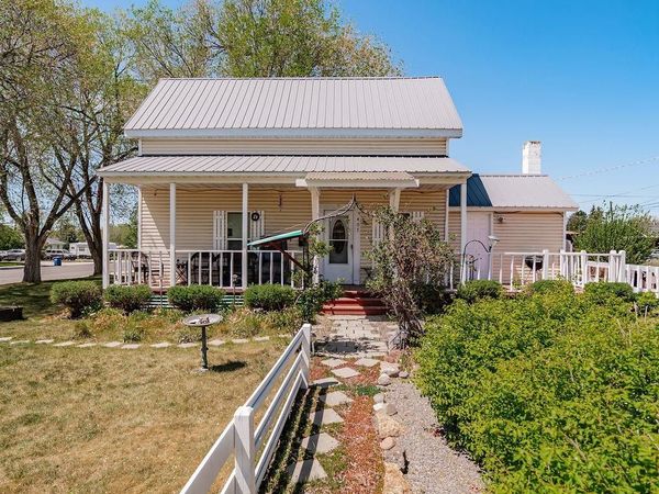 407 W Main St, St. Anthony, ID 83445
