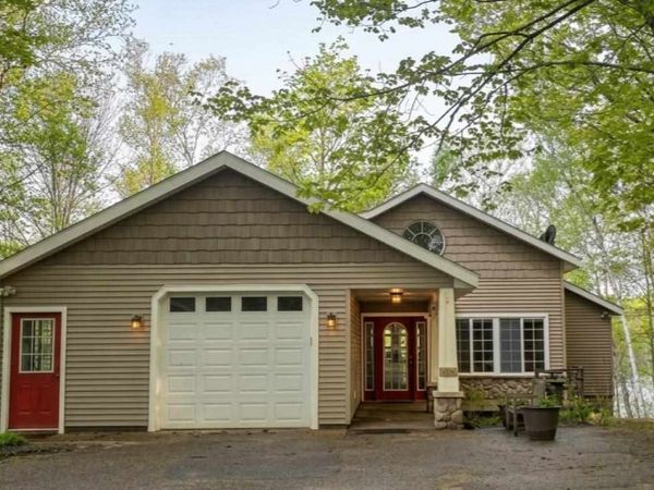 1715 Marion Hills Drive, Charlevoix, MI 49720