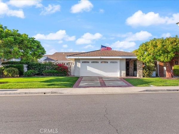 8 Sandbar Drive, Corona Del Mar, CA 92625