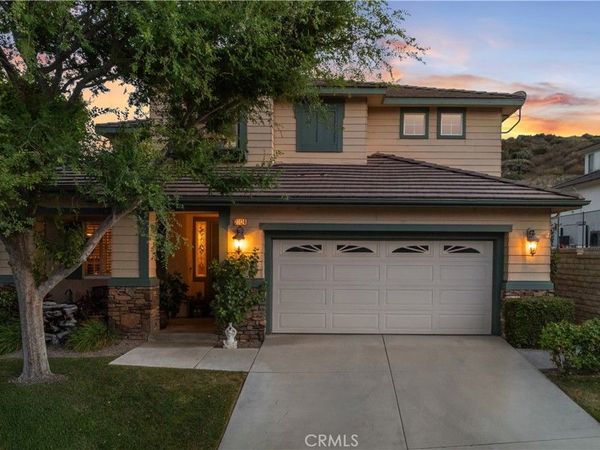 21124 Cross Creek Drive, Saugus, CA 91350