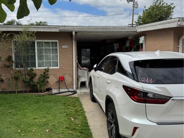 1745 Raymar, Santa Ana, CA 92703