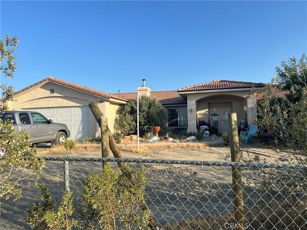 2825 Del Rosa Road, Phelan, CA 92371