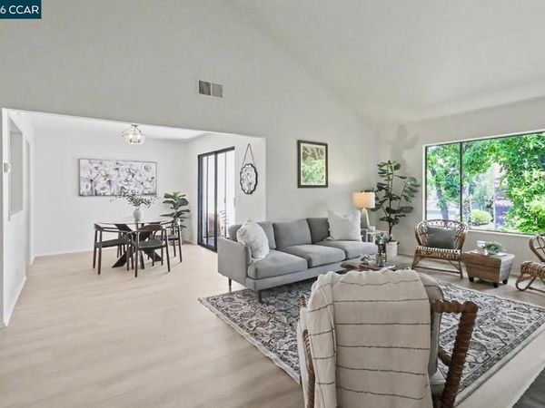 378 Camelback Rd, Pleasant Hill, CA 94523