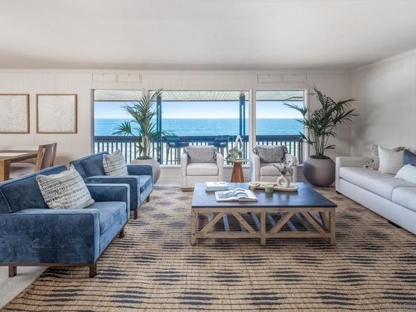 2977 Ocean Street, Carlsbad, CA 92008