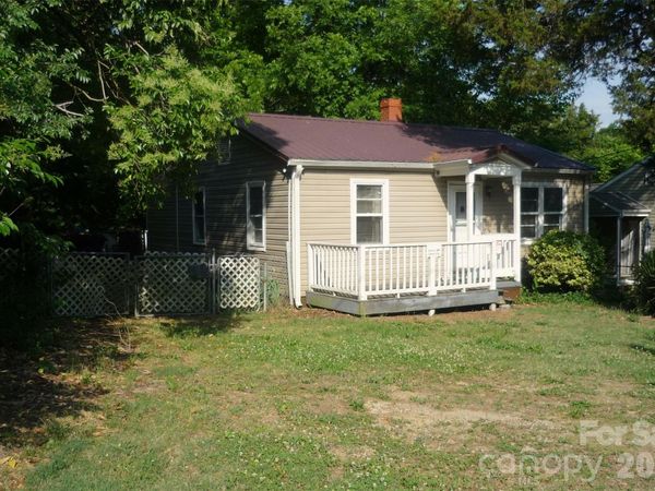 407 N Pear Street , Gastonia, NC 28054