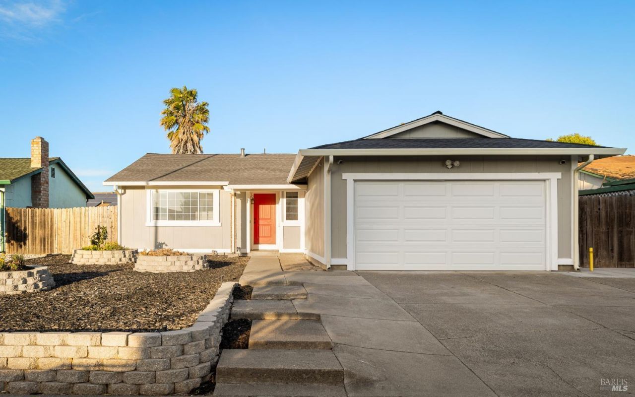 817 Blue Bill Way, Suisun City, CA 94585 Main Photo