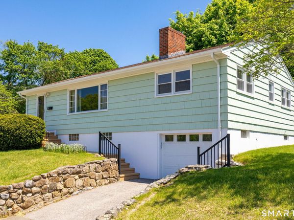 2 Charles, New London, CT 06320