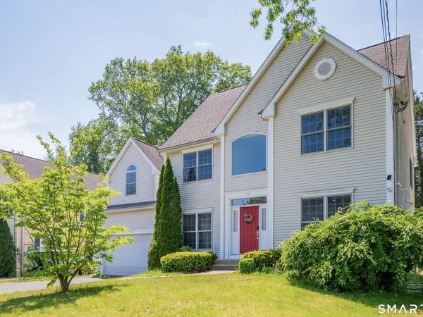 31 Bishop, West Hartford, CT 06119