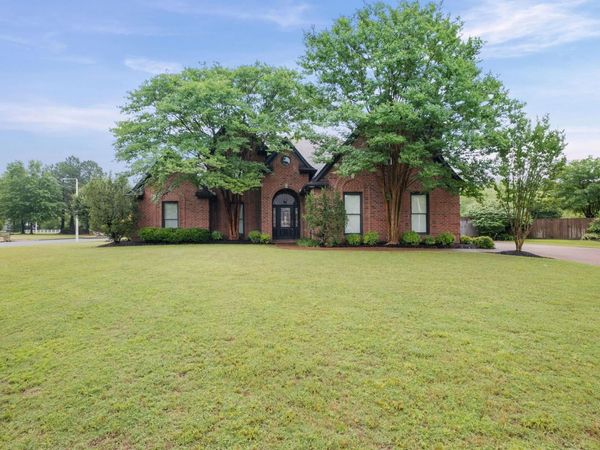 564 FERN MEADOW CV, Cordova, TN 38018